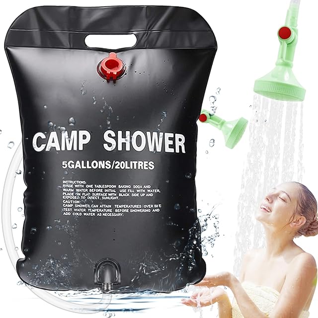 Poche de douche solaire de camping ECtury de 20 litres avec un pommeau, un tuyau et un cordon de suspension