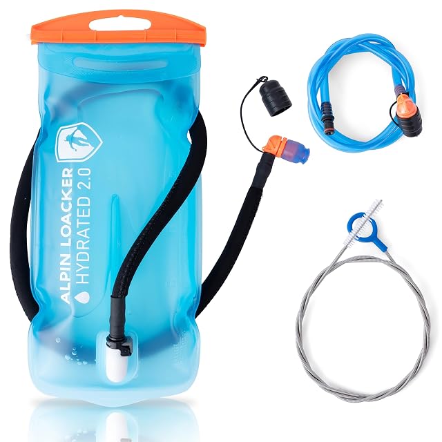 Poche à eau ALPIN LOACKER de 3 litres avec son tube et sa brosse de nettoyage